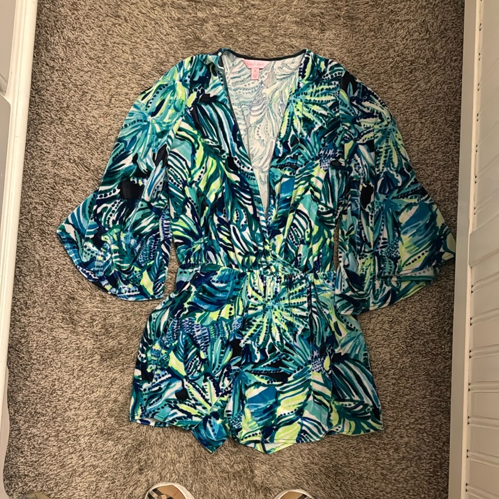 HTF! Lilly pulitzer romper size xs